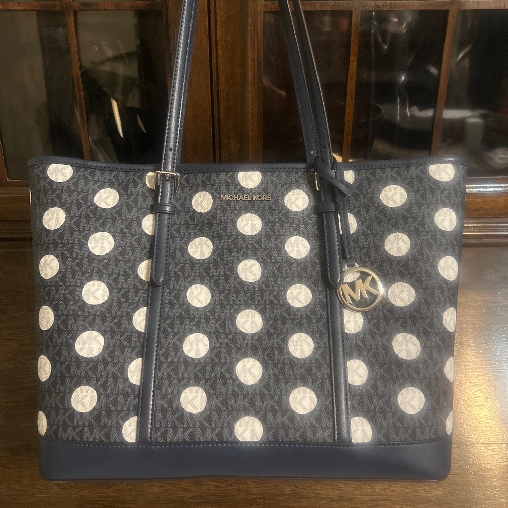 MK Jet Set Shoulder Tote